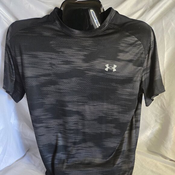 Under Armour Black Camo T-shirt (XL) - Picture 1 of 5